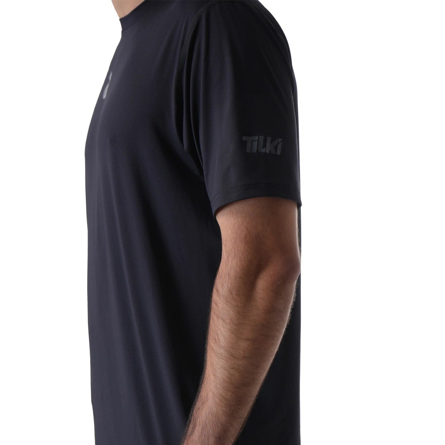 Polera deportiva Poly Tilki Temel Negra Talla M